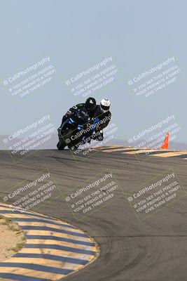 media/Mar-28-2022-Superbike Trackdays (Mon) [[b8603d0f67]]/Open Track Time/Turns 9 and 10/